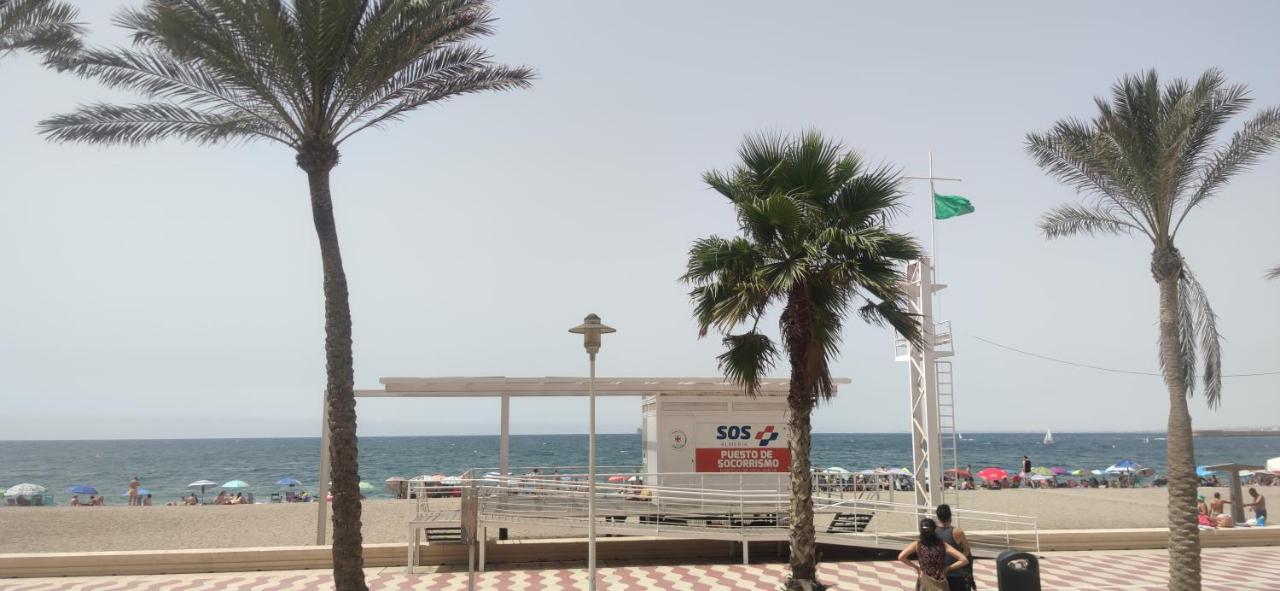 Apartamento Playa Zapillo Almería Buitenkant foto